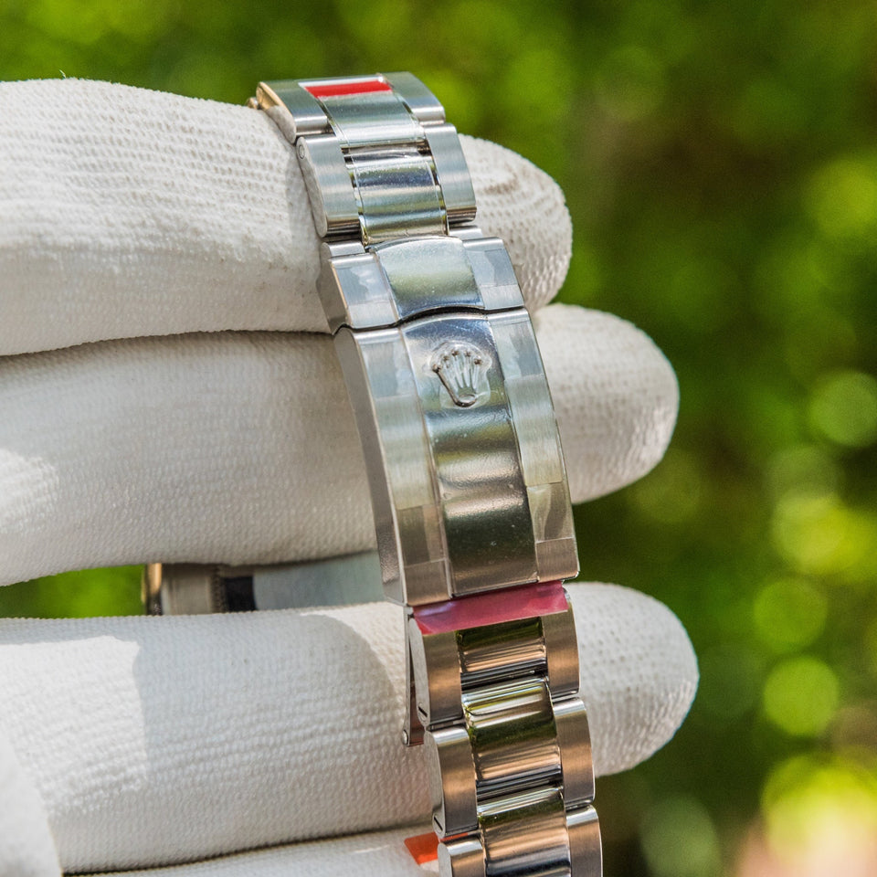Watch premium